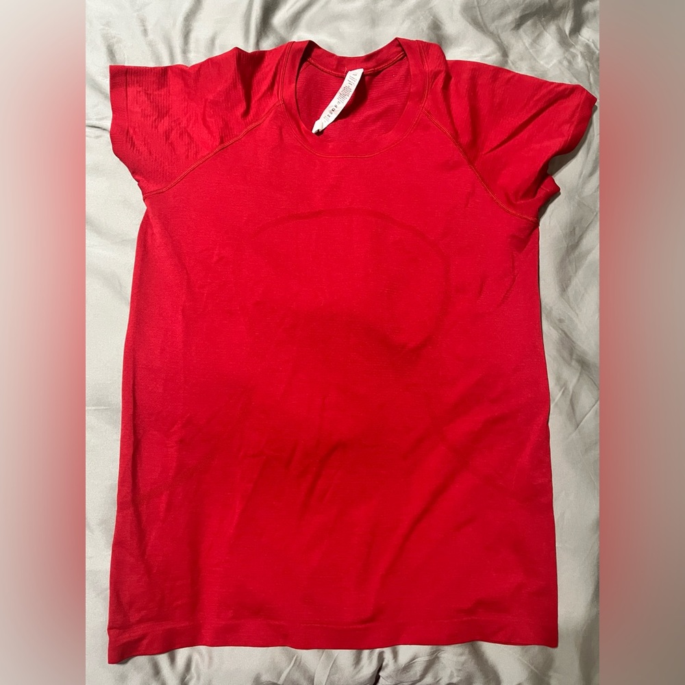 Lululemon Red Short Sleeve Swiftly Size 12